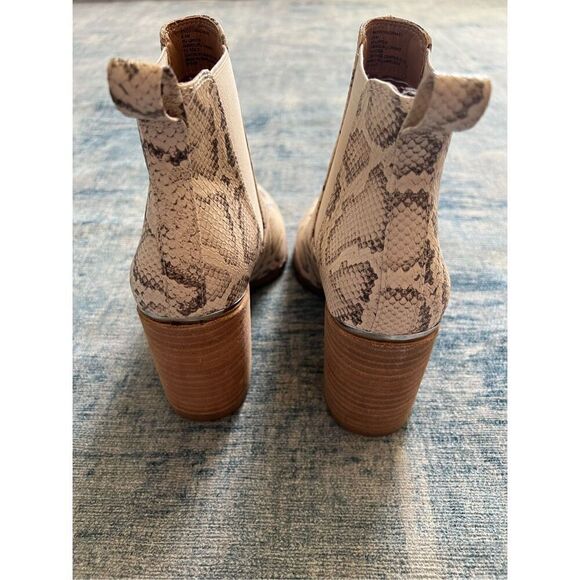 Steve Madden Cream Brown Snake Print Knoxi Pointed Toe Booties Size 8.5 - Picture 4 of 8
